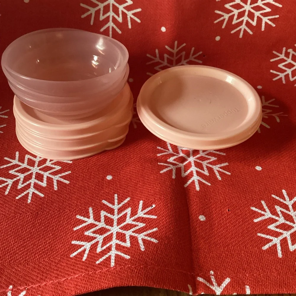 Tupperware Bundle of Mini Containers - set of 8
